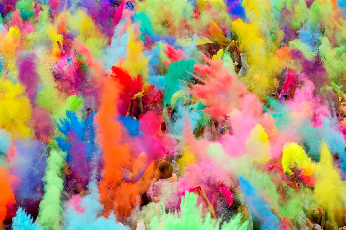 Happy Holi 2015 Lovely HD Images and Pictures colors in holi